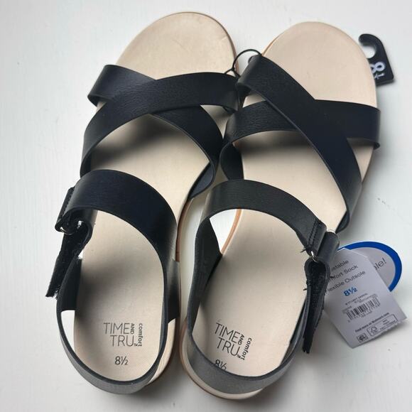 Time and Tru Adjustable Ankle  Strap So Comfortable Black Sandals Sz 8.5 NWT - Picture 9 of 16